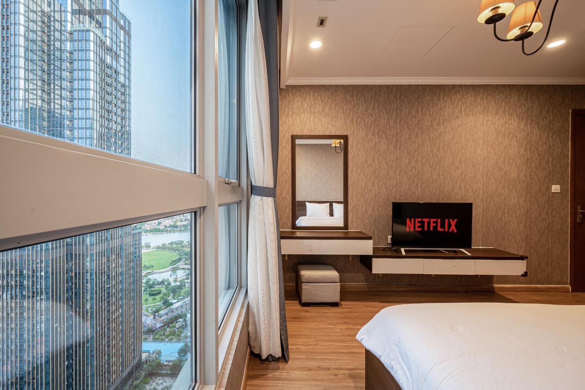 Luxury Apartment At Vinhomes Central Park Хошимін Екстер'єр фото