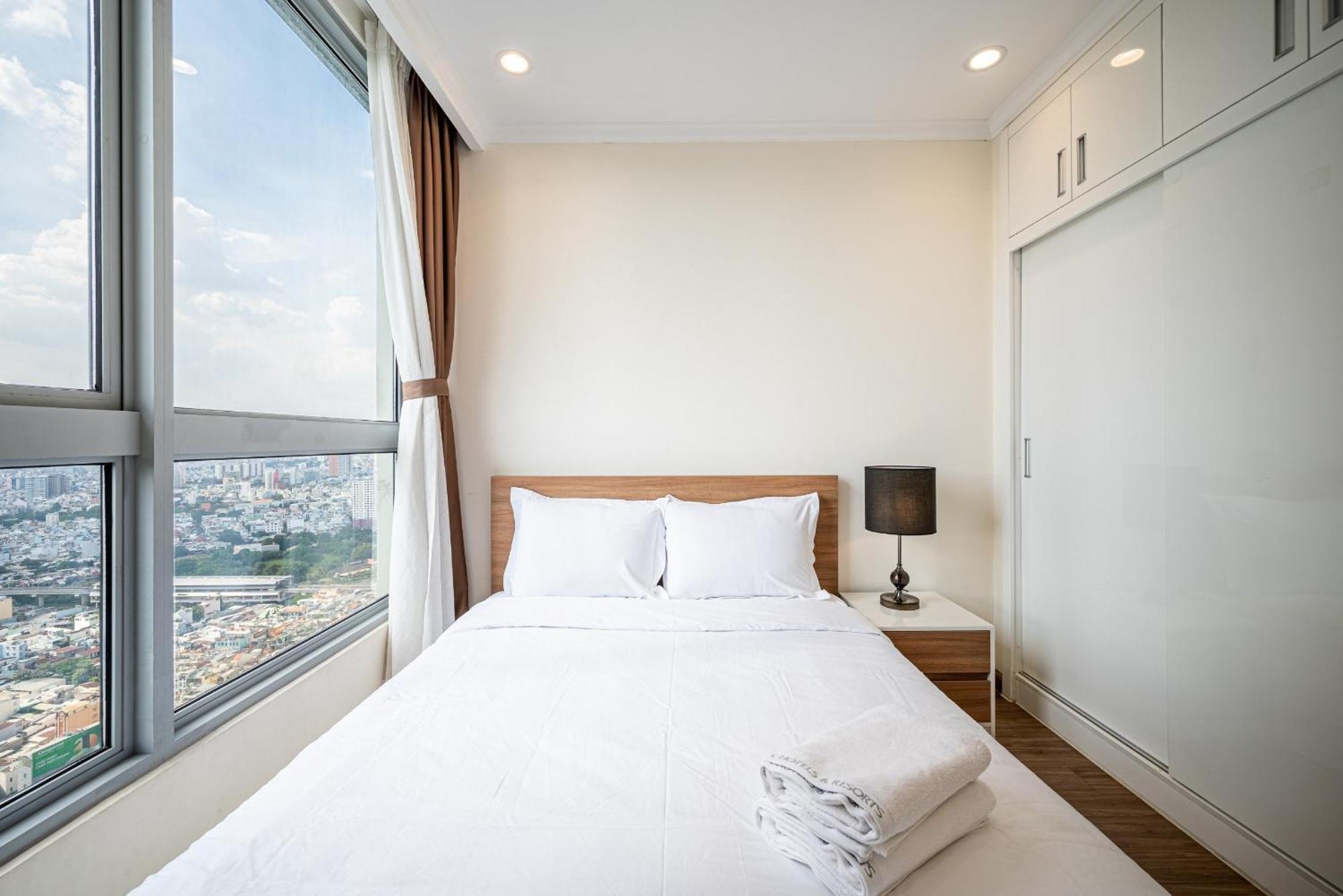 Luxury Apartment At Vinhomes Central Park Хошимін Екстер'єр фото