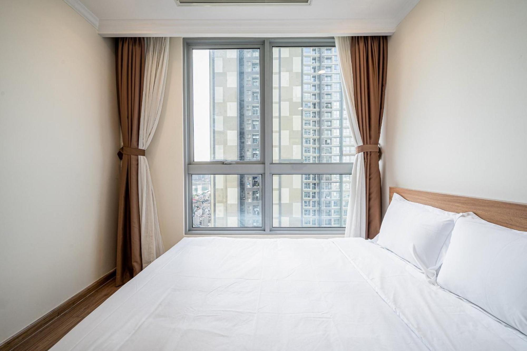 Luxury Apartment At Vinhomes Central Park Хошимін Екстер'єр фото