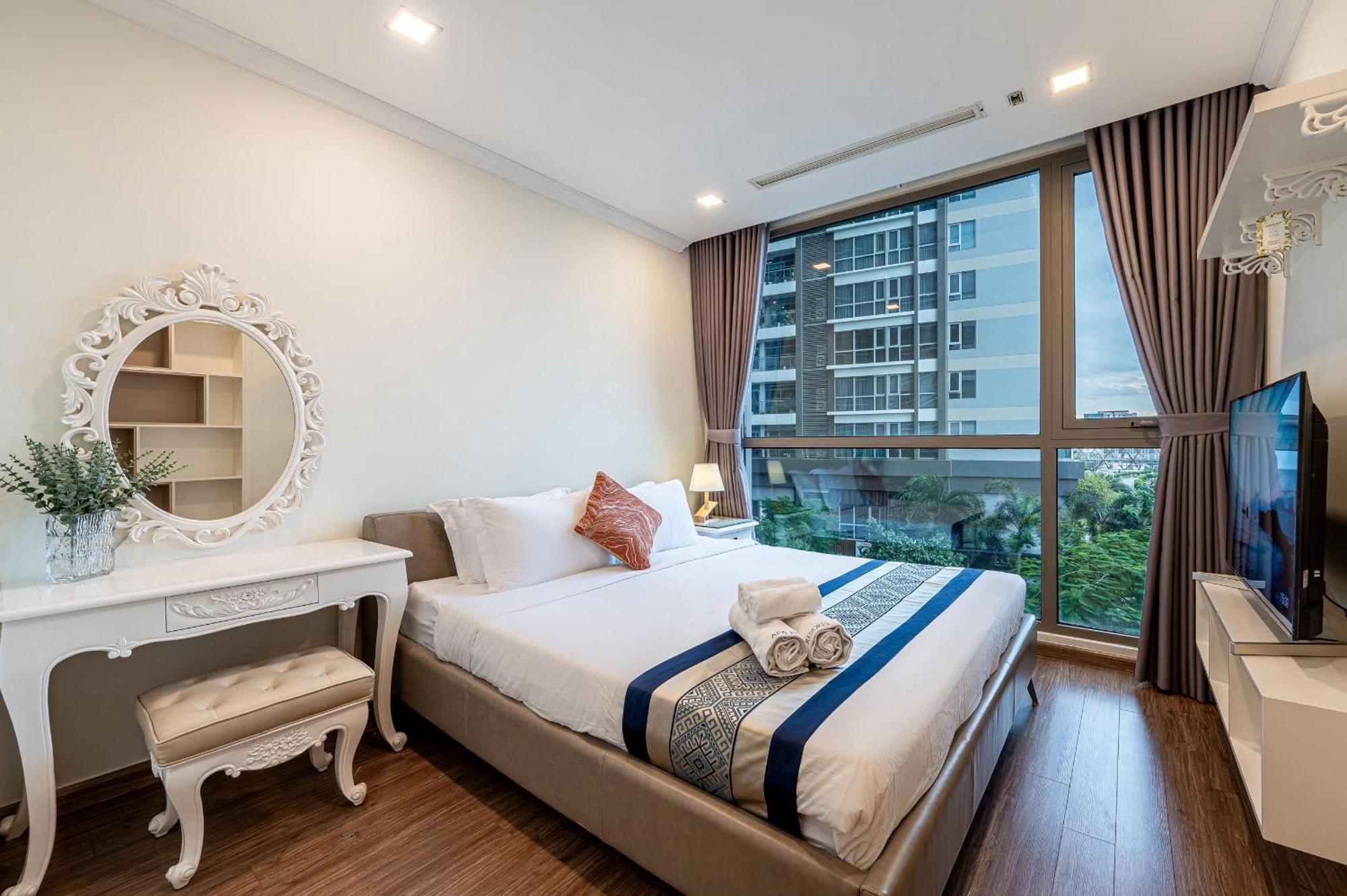 Luxury Apartment At Vinhomes Central Park Хошимін Екстер'єр фото