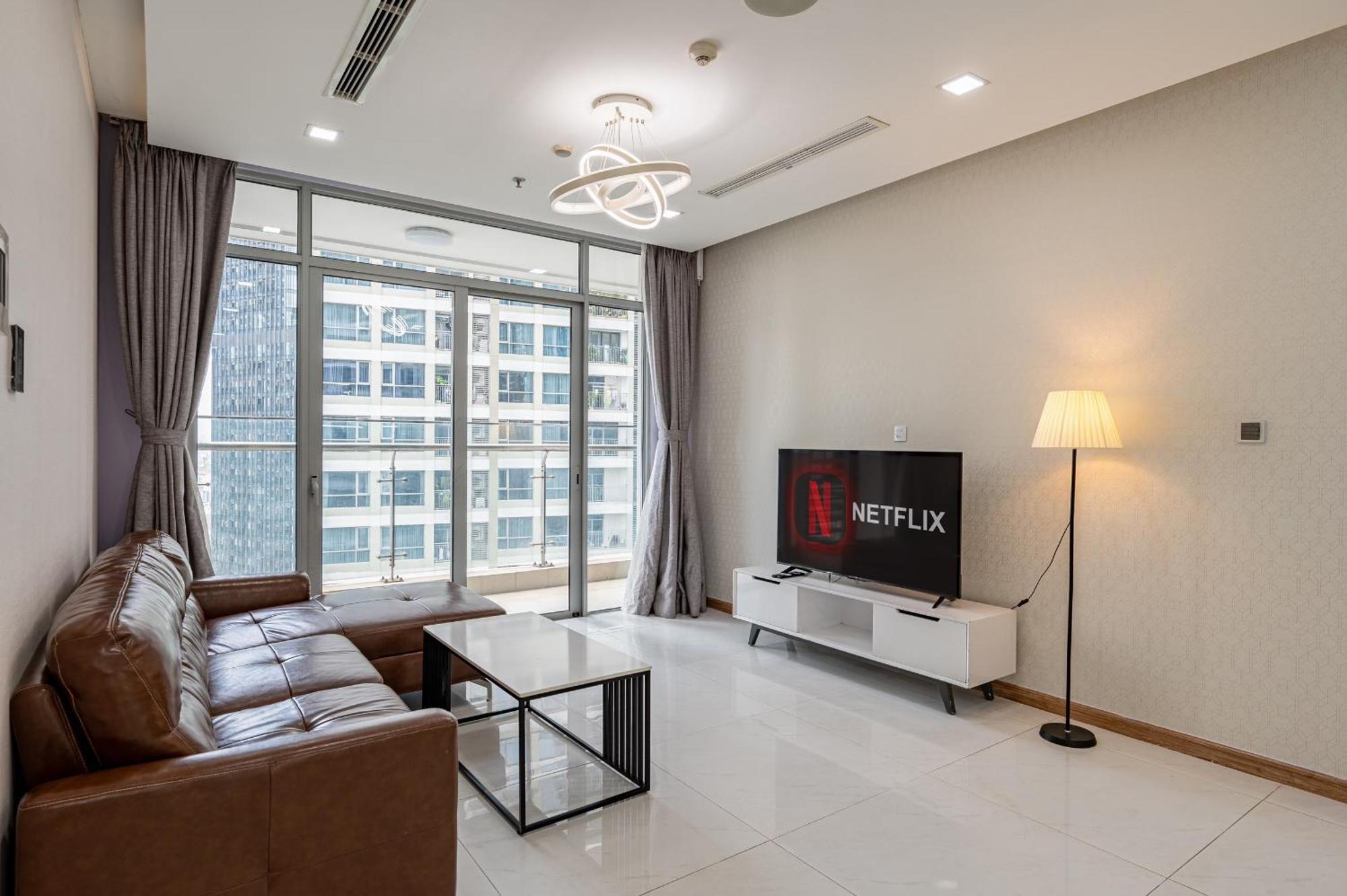 Luxury Apartment At Vinhomes Central Park Хошимін Екстер'єр фото