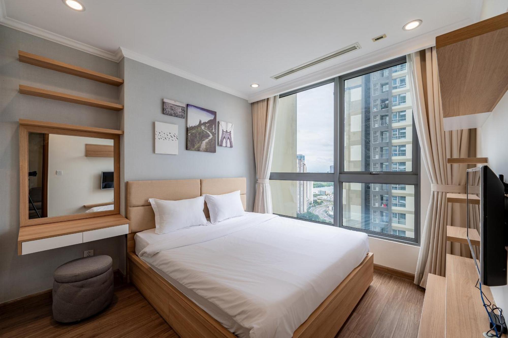 Luxury Apartment At Vinhomes Central Park Хошимін Екстер'єр фото